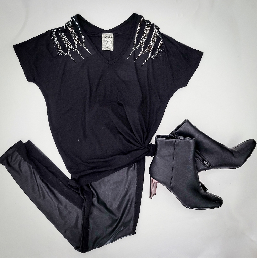 Vocal laser cut rhinestone short sleeved top